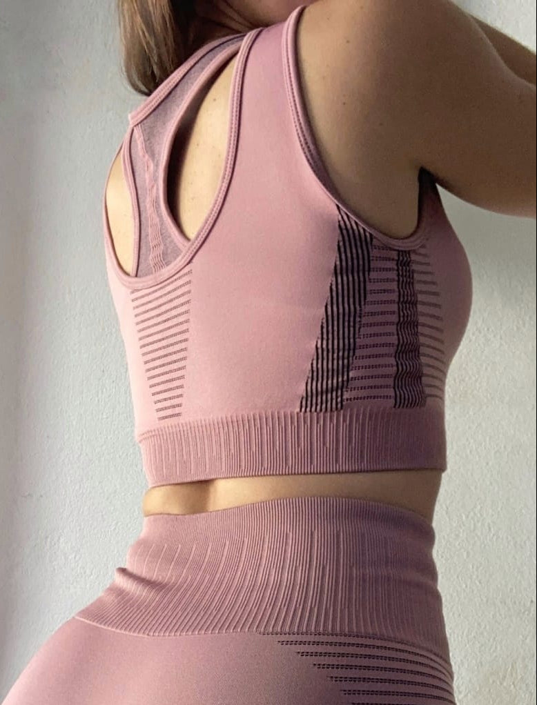 Top espalda nadadora con detalles y doble tela