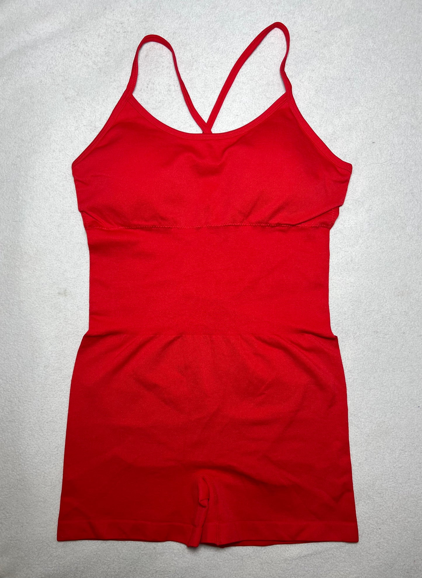 Enterizo Corto con Tirantes Finos y Cruzados